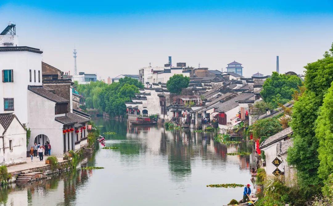 一个 口 字 加一个 架 字 是什么字？ 有这个字麼？